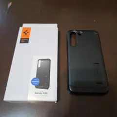 Spigen Galaxy S22 ケース