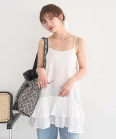 新品タグ付♡アースミュージック＆エコロジー　ティアードフリルヘムキャミソールのサムネイル