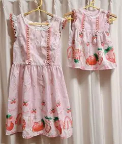 ハンドメイド ビッグいちご柄 ノースリーブワンピース親子お揃いセット 新品未使用