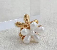 ヘアクリップ フラワー パール ヘアアクセサリー  かわいい髪飾り まとめ髪