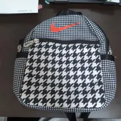 Nike ハウンドトゥースリュック