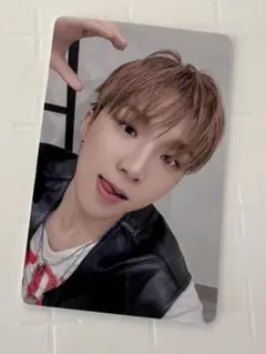 BOYNEXTDOOR ウナク mini5 yizhiyu トレカ B