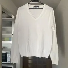 未使用品ZARA ホワイト Vネック 長袖セーター