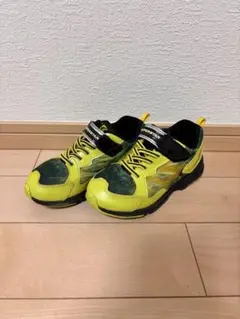 キッズ　スニーカー　子供用　靴　20.0 3EE