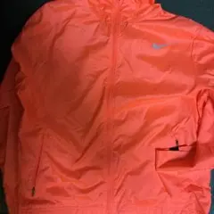 Nike オレンジ ウィンドブレーカー