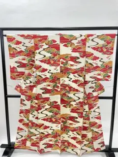 274 着物　小紋　瓶型　茶屋が辻　正絹　赤　可愛い　お洒落　華やか