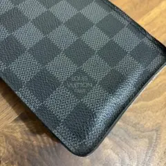ルイヴィトン　二つ折り財布