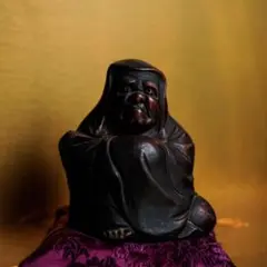 【超特級呪物】黒漆塗達磨坐像 秘匿霊石封入 曰く付き 縁起物 呪物