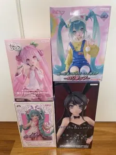 プライズフィギュア4点セット　初音ミク、桜島麻衣