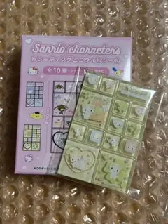 Sanrio トレーディングミニタイルシール マシュマロみたいなふわふわにゃんこ
