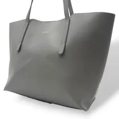 FURLA フルラ トートバッグ ハンドバッグ レザー グレー A4収納可能のサムネイル