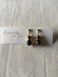 ハンドメイド ピアス ビーズアクセサリー　チェコビーズ