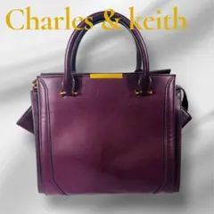 Charles & Keith ボルドーハンドバッグ　2wayバッグ　ショルダー