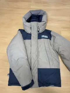 FIRST DOWN ダウンジャケット ベージュ/ブラック