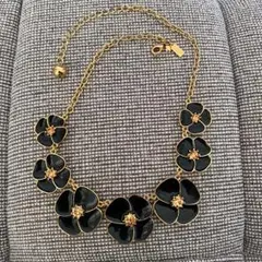 フラワーネックレス