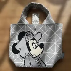 Item thumbnail for item f46fbd5c-7d2f-42b6-9c4e-524134f87d8f