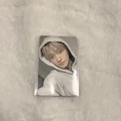 【匿名配送】TWS シニュ COMEBACK LIVE フードトレカ