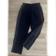 adidas パンツ　ジャージ