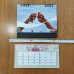 Coca-Cola 　HelloKitty　2026 卓上カレンダー　2個セット