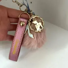 ディズニーリゾート　シンデレラ　キーチェーン