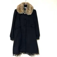【アクシーズファム】ファー襟レース裾黒ロングコート