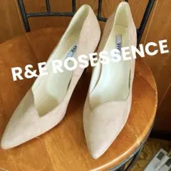 ローズエッセンス R&E ROSESSENCE❤︎新品　スエード形綺麗なヒール