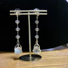 ロングピアス クリアビーズ オパール風