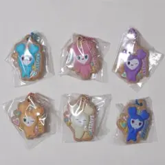 TWICE LOVELYS ビスケット＆チャーム 6個セット