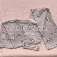 未使用　mofusand プリント　アームカバー　サメにゃん総柄　UV対策のサムネイル