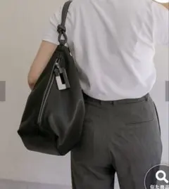 ear PAPILLONNER ショルダーバッグ ブラック