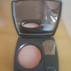 CHANEL ピーチ系 チーク ブラシ付き