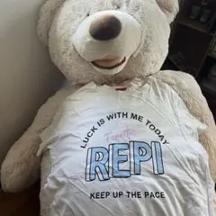 repipi armario Tシャツ L