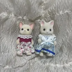 シルバニアファミリー　チワワ　シルクネコ　2個セット