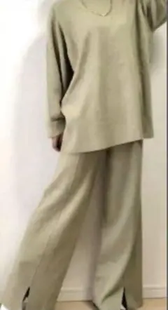 最終価格☆Mila owen ミラオーウェン ニット セットアップ スリット入り