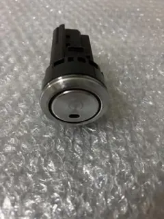 Item thumbnail for item 0766c762-4b1a-4ef6-8781-968b8f79609a