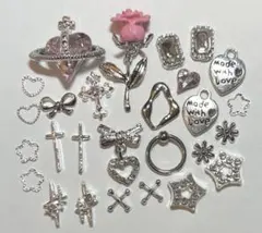 No.233 ネイルパーツ　デコパーツ　まとめ売り　セット