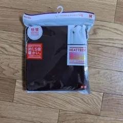 ユニクロ　極暖ヒートテック　タートルネックT Mサイズ