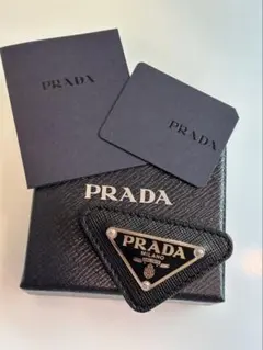 2025年最新】PRADA レディース ブローチ・コサージュの人気アイテム