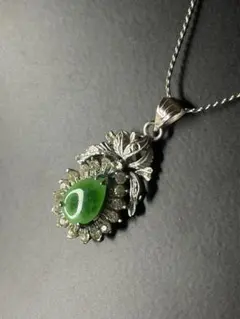 ✅昭和レトロ 翡翠？ ネックレス シルバーカラー ヴィンテージ アンティーク