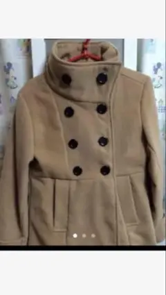 コートAライン 冬 ベージュ クリスマス 海外 流行り　セレブ