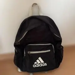 adidas 黒リュック