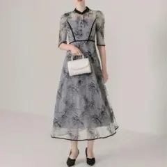 美品♡Leja 今田美桜さん着用 配色パイピングプチハイネック花柄刺繍ラメレース