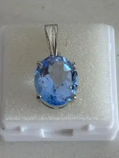 値下げ‼️スーパー特価‼️スイスブルートパーズ　オーバル　ペンダントトップ