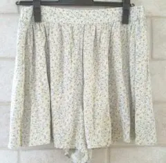earth music&ecology 小花柄 キュロットスカート