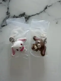 サンリオキャラクターズ　オールスターズめじるしアクセサリー　シュガーバニーズ
