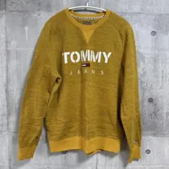TOMMY JEANS マスタード トレーナー