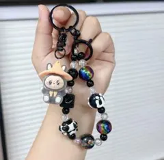 ラブブ キーホルダー ブラック　Labubu ストラップ ビーズ アクセサリー