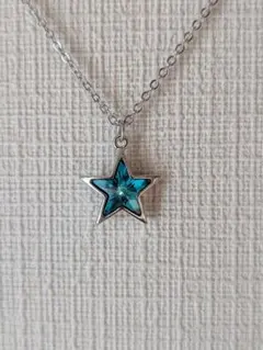 バミューダブルー クリスタル 青色星型ペンダント ネックレス