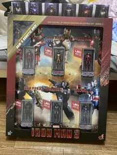 Hot Toys アイアンマン3 ホール・オブ・アーマー ミニチュアセット
