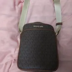 MICHAEL KORS モノグラムショルダーバッグ